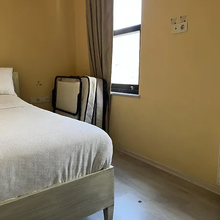 Comfy Flat With Balcony Near Taksim Square *