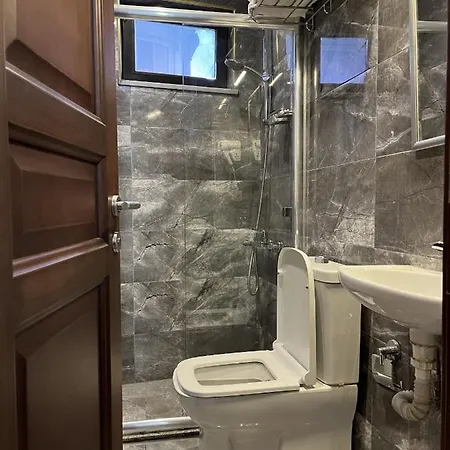 Comfy Flat With Balcony Near Taksim Square Appartement *